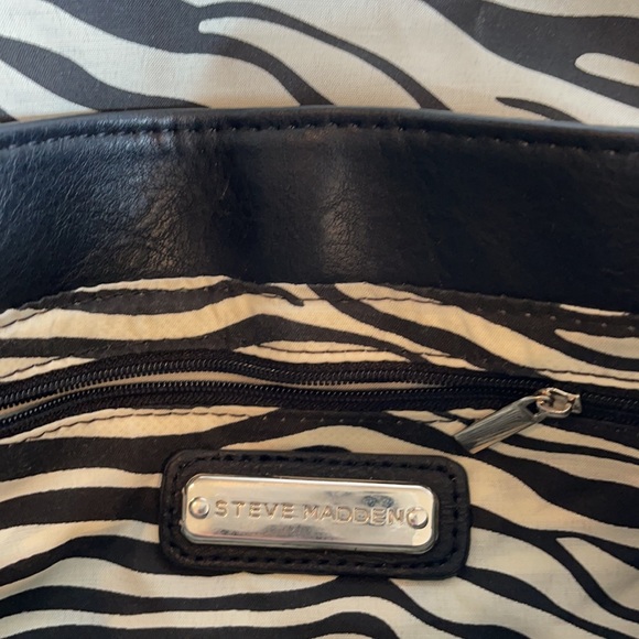 Steve Madden Crossbody Handbag with Zipper & Tassel Accents - Picture 7 of 9